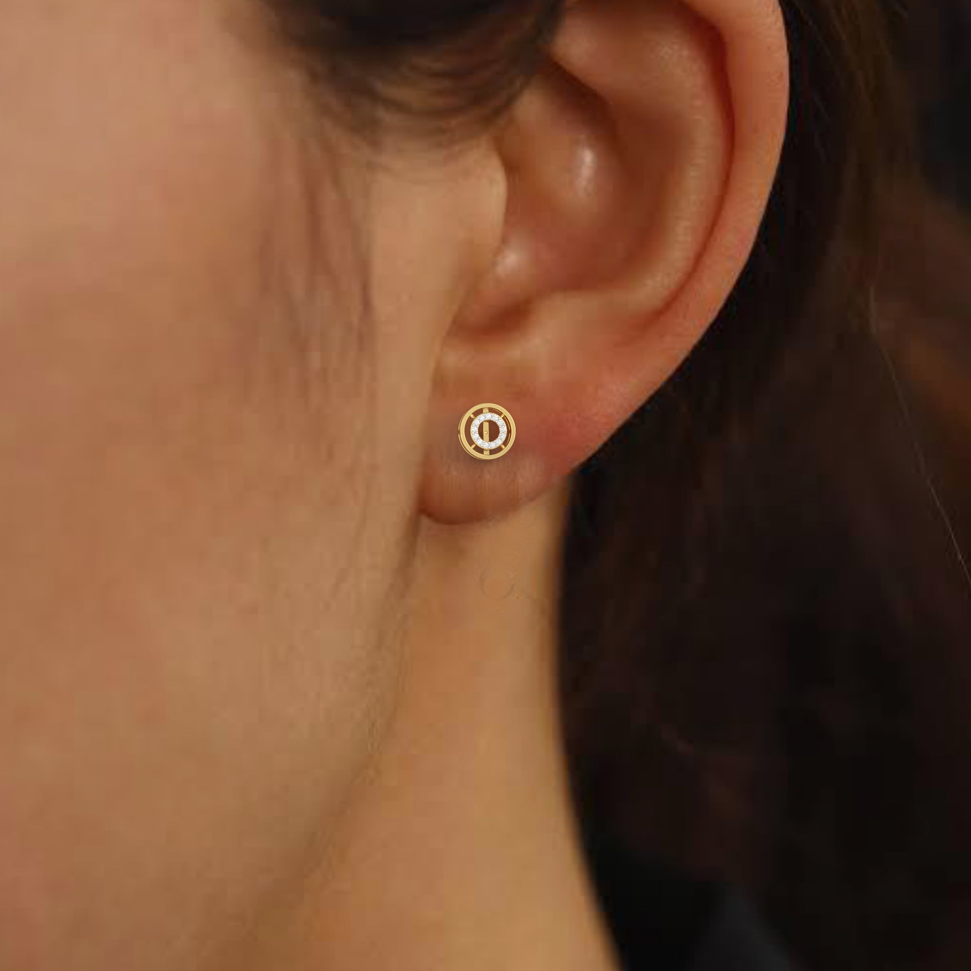 Minimalistic Diamond Earring