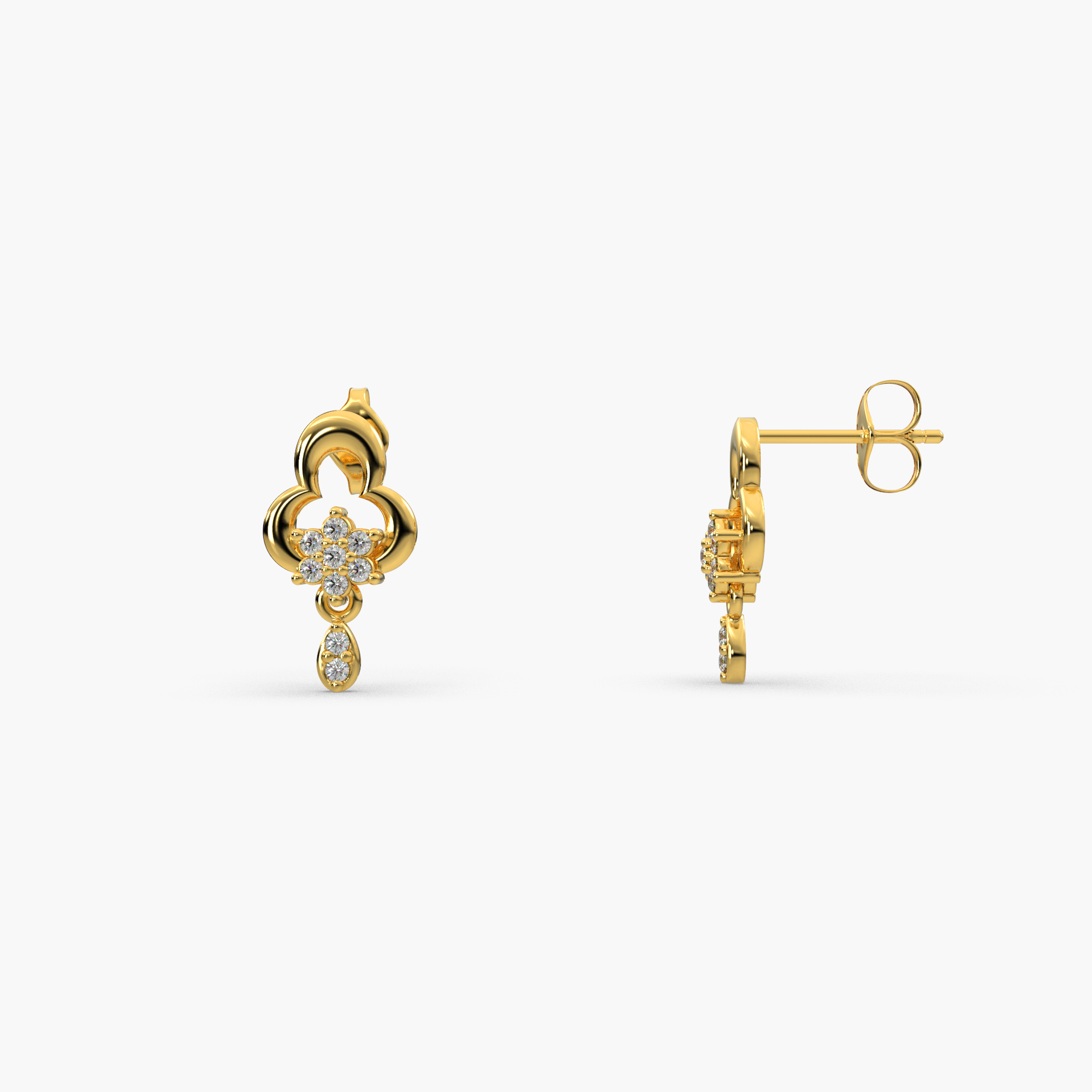 14 Kt Yellow Gold Diamond Earring