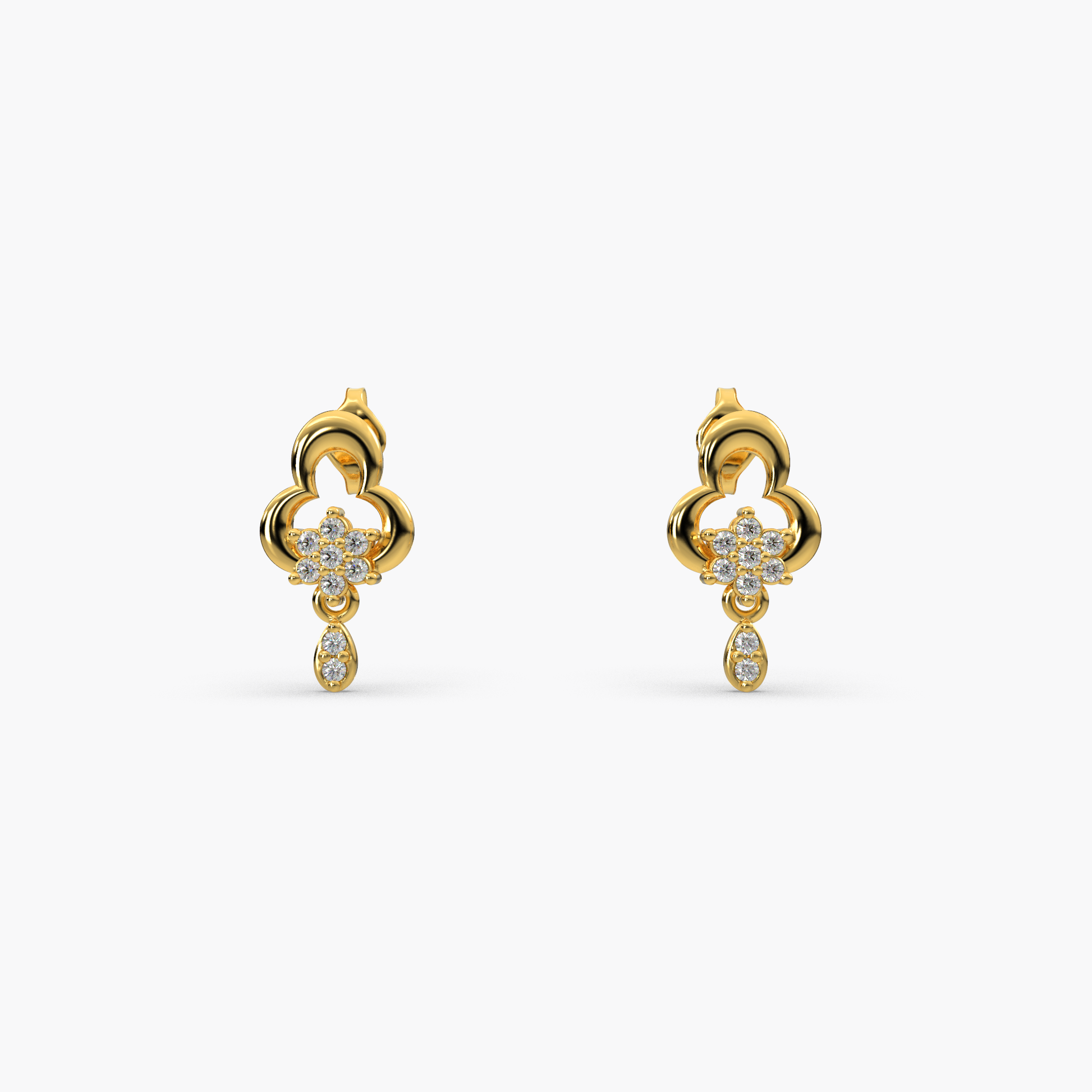 14 Kt Yellow Gold Diamond Earring