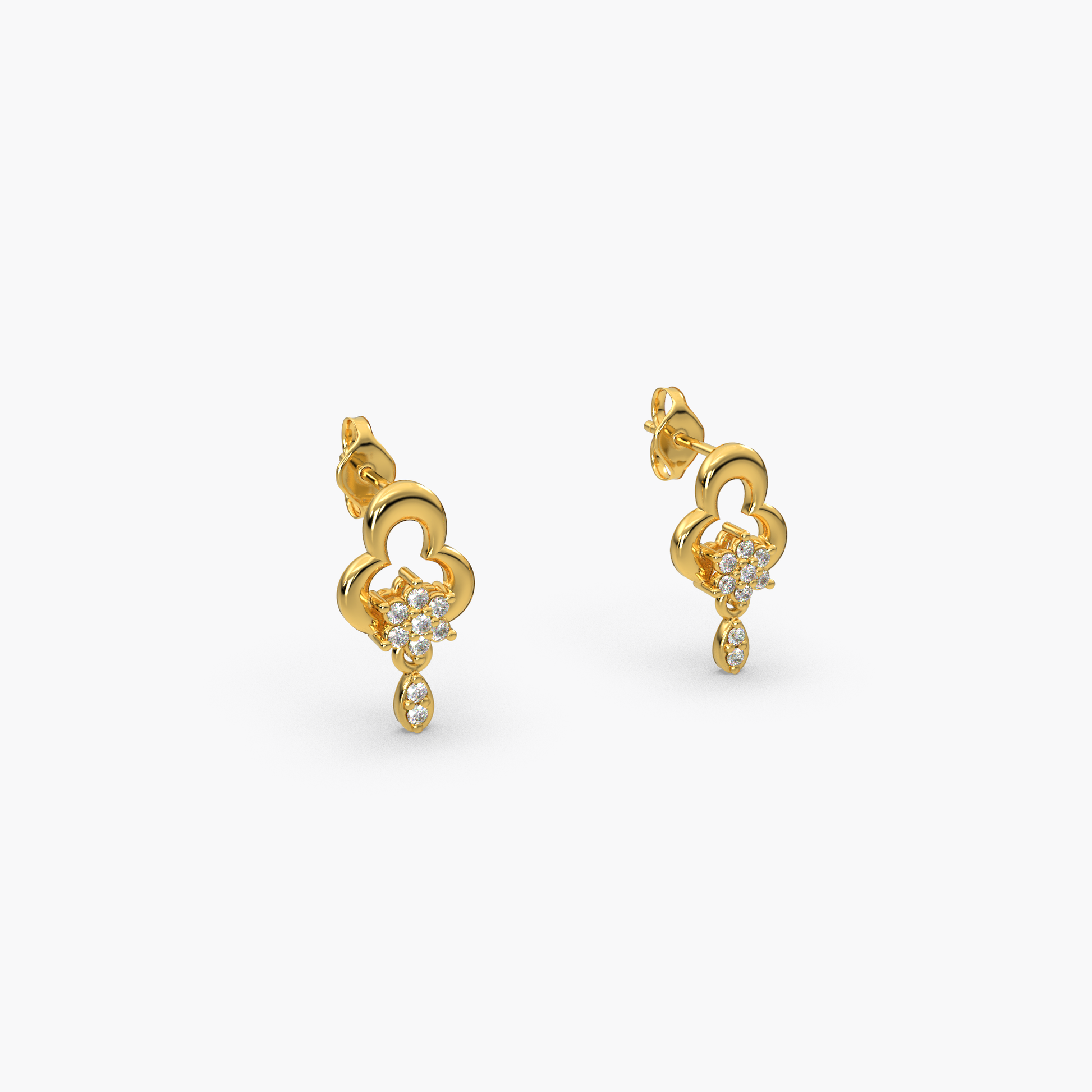 14 Kt Yellow Gold Diamond Earring