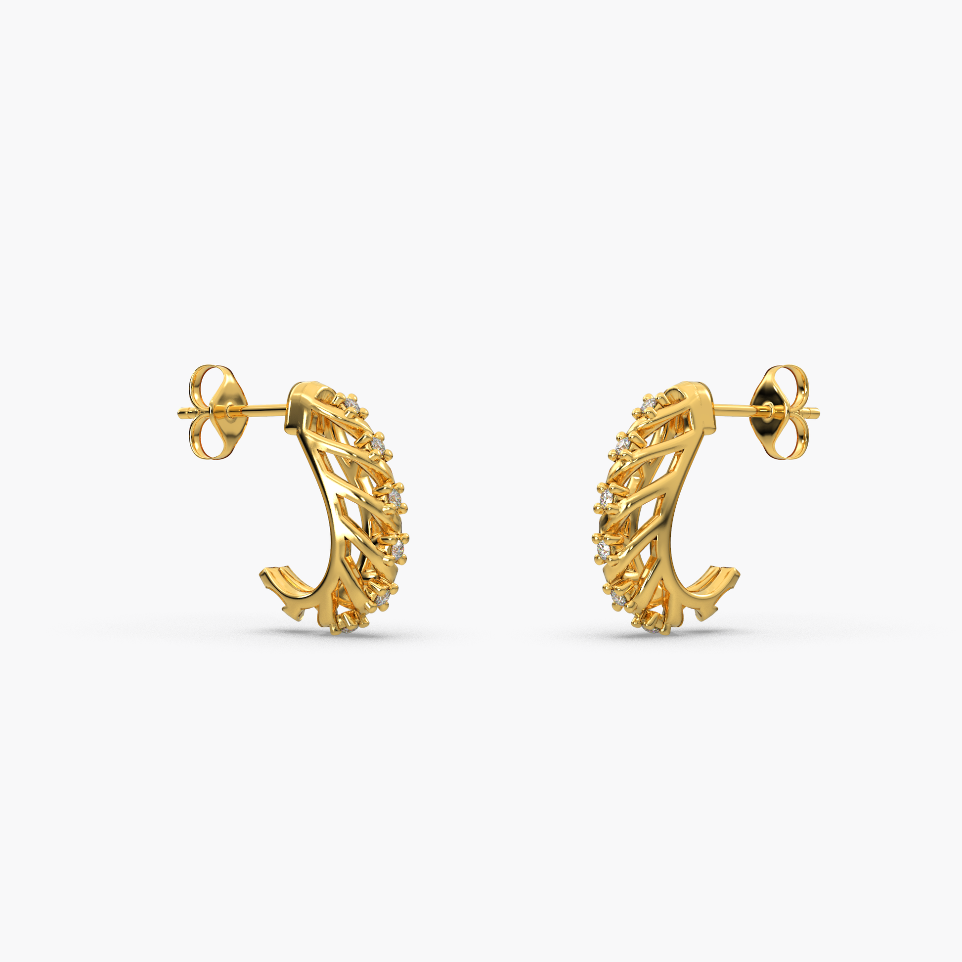 14 Kt Yellow Gold Diamond Earring