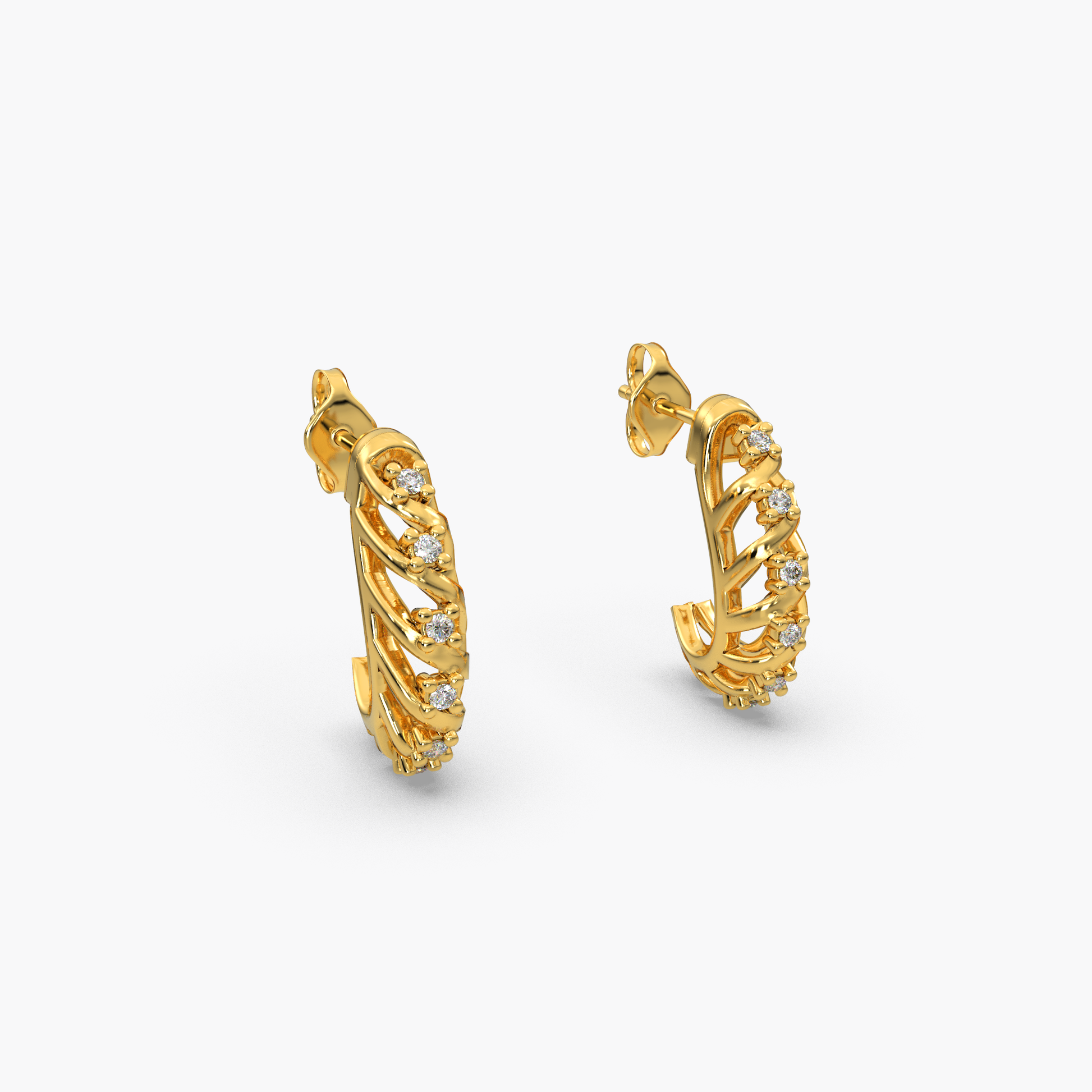 14 Kt Yellow Gold Diamond Earring